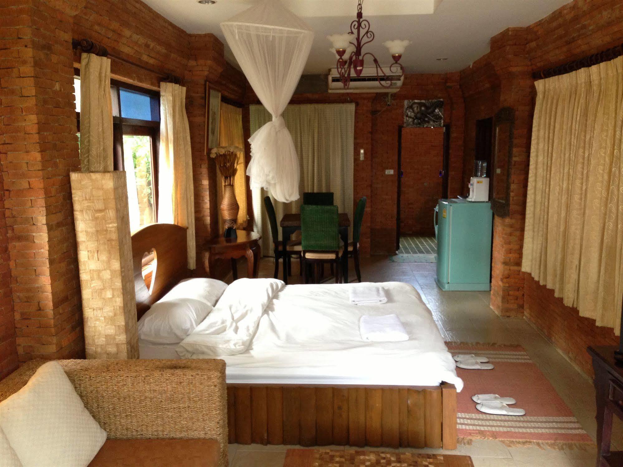 Hotel Wiangjintra Lanna Living Hang Dong Exterior foto